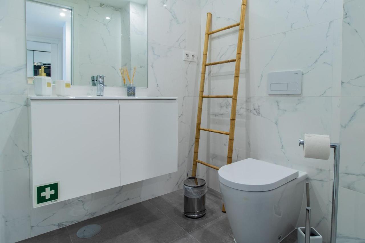 Stunning Apartment W/ Free Parking By Lovelystay Porto Dış mekan fotoğraf