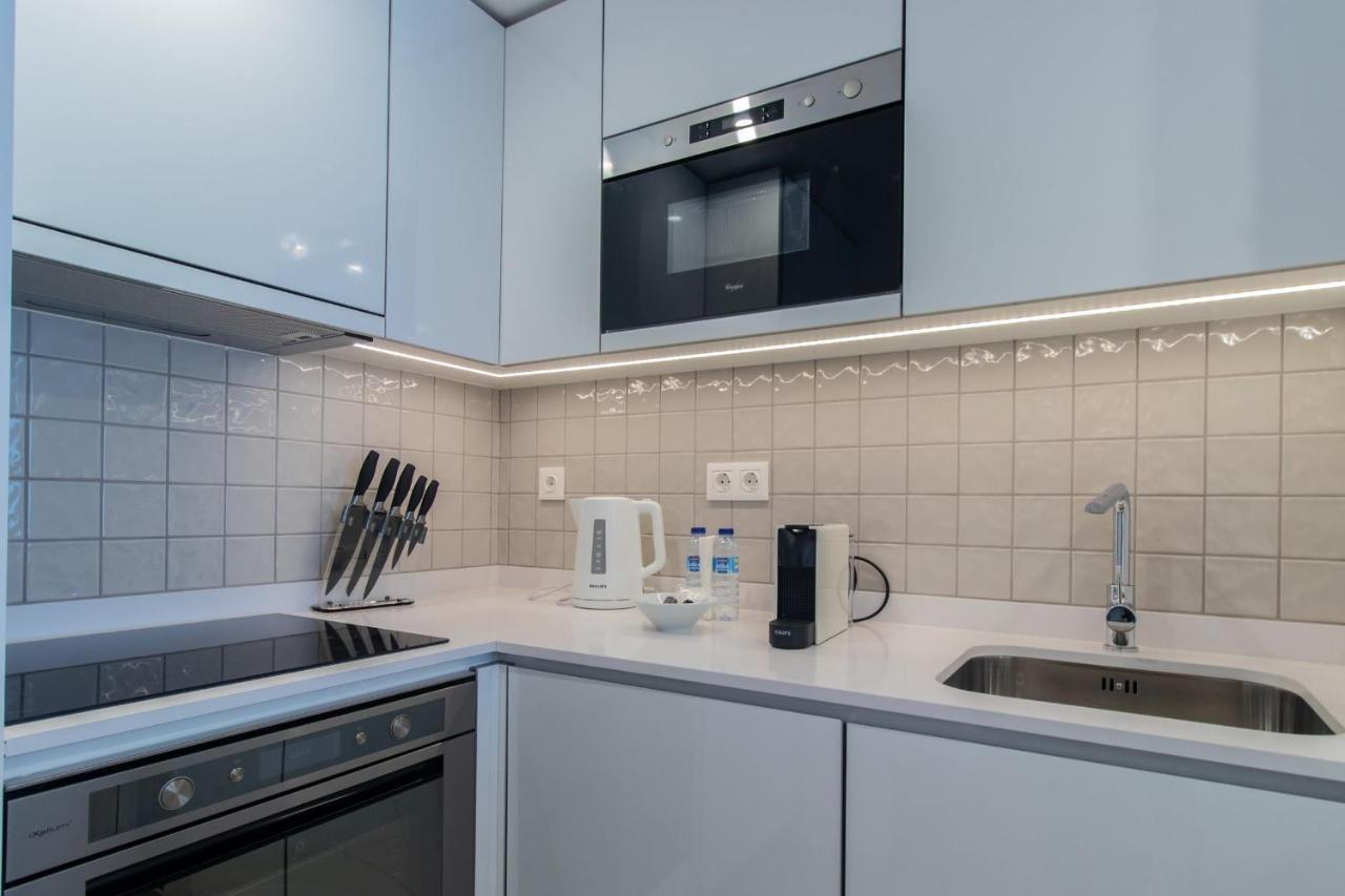 Stunning Apartment W/ Free Parking By Lovelystay Porto Dış mekan fotoğraf