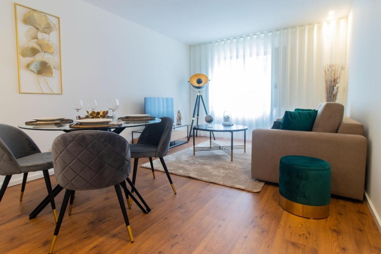 Stunning Apartment W/ Free Parking By Lovelystay Porto Dış mekan fotoğraf